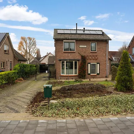 Holiday home For Cyclists Walkers In Achterhoek Eefde