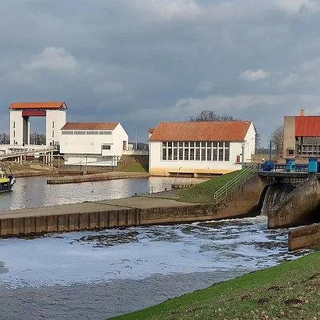 Dom wakacyjny For Cyclists Walkers In Achterhoek